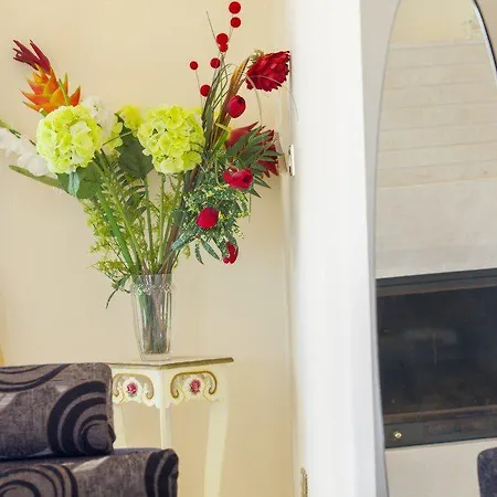 “villa With Amazing Seafront Views” Protaras 76 *