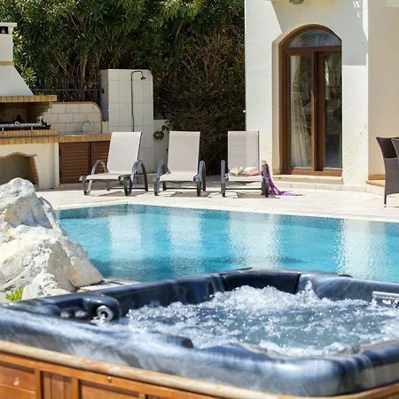 “villa With Amazing Seafront Views” Protaras 76 * パラリムニ