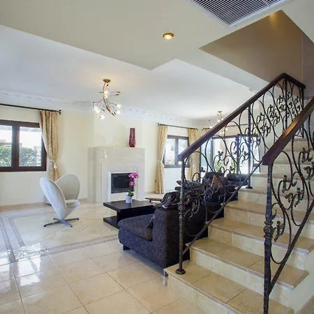 Vilă “villa With Amazing Seafront Views” Protaras 76