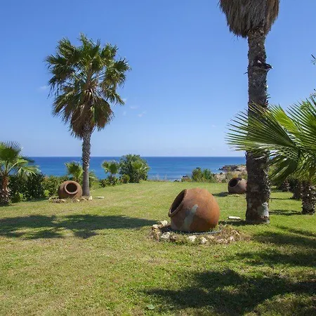 “villa With Amazing Seafront Views” Protaras 76